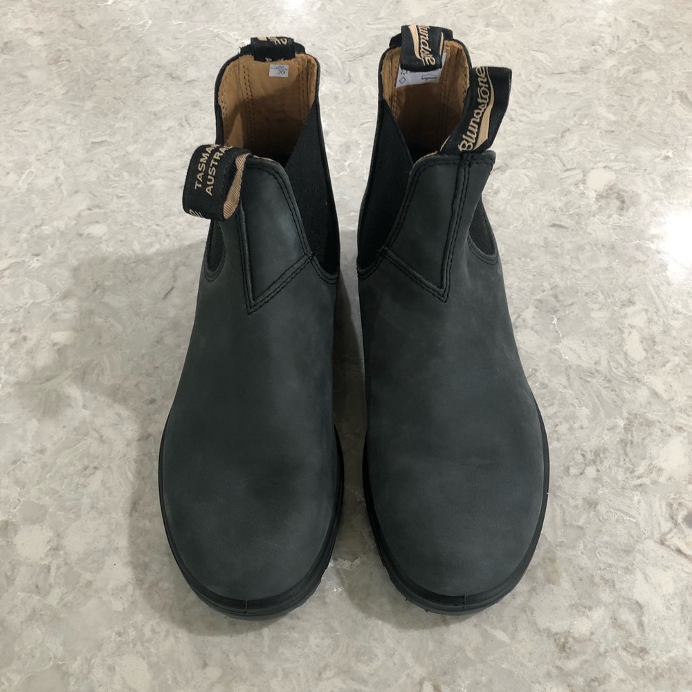 Blundstone Women’s Classic Chelsea Boot, US 9.5